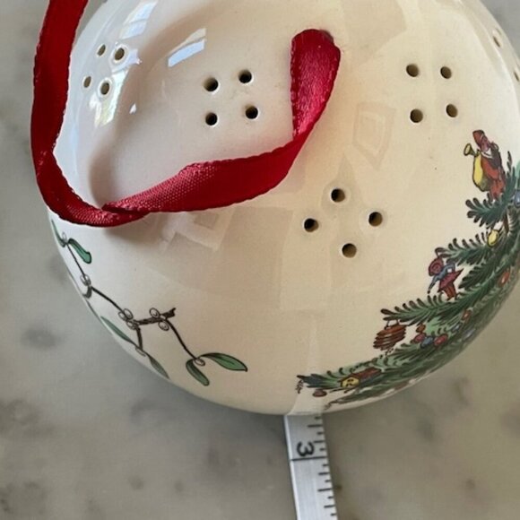 SPODE Christmas Tree Pompadour Hanging Porcelain Ball Vintage - Picture 11 of 11